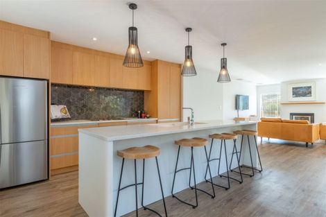 Photo of property in 14 Kahu Close, Orewa, 0931