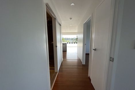 Photo of property in 10 Scott Road, Stanmore Bay, Whangaparaoa, 0932