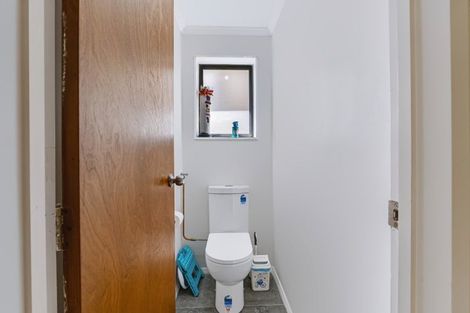 Photo of property in 15 Olivia Street, Stratford, 4332