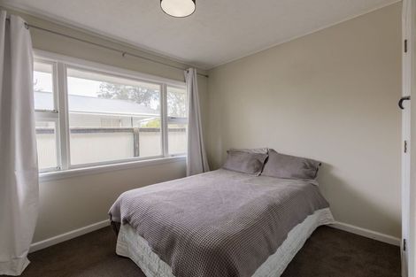 Photo of property in 308 Main North Road, Redwood, Christchurch, 8051