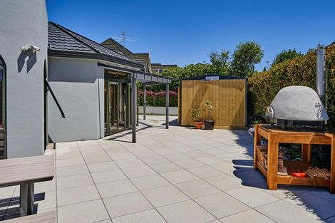 Photo of property in 17 Voyager Way, Whitby, Porirua, 5024