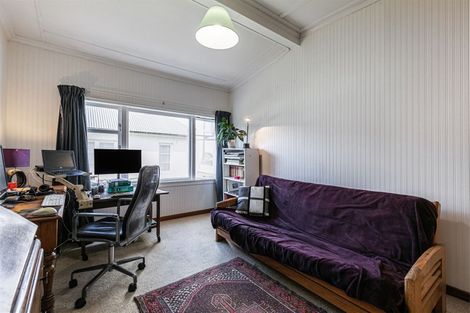 Photo of property in 18 Ngataringa Road, Devonport, Auckland, 0624