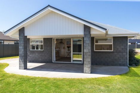 Photo of property in 20 Stowell Drive, Cromwell, 9310