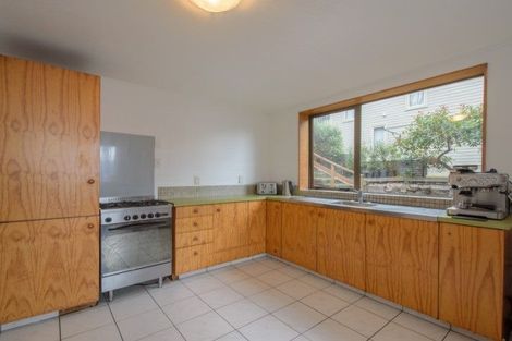 Photo of property in 73a Wynyard Crescent, Fernhill, Queenstown, 9300