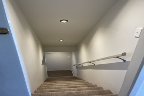 Photo of property in 43 Grassways Avenue, Pakuranga, Auckland, 2010