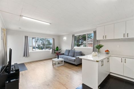 Photo of property in 256a Bucklands Beach Road, Bucklands Beach, Auckland, 2012