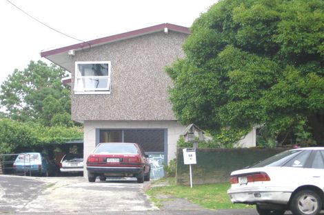 Photo of property in 1/68 Seaview Road, Glenfield, Auckland, 0629