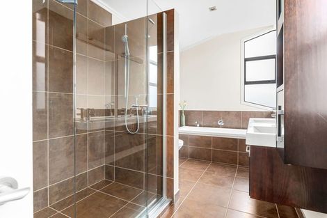 Photo of property in 16 Sheriff Place, Riverlea, Hamilton, 3216