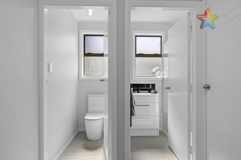 Photo of property in 40 Logie Street, Stokes Valley, Lower Hutt, 5019