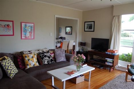 Photo of property in 37 Fraser Crescent, Elderslea, Upper Hutt, 5018