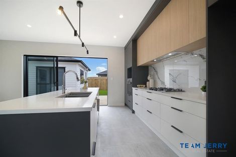 Photo of property in 99 Mutetai Road, Clarks Beach, 2122