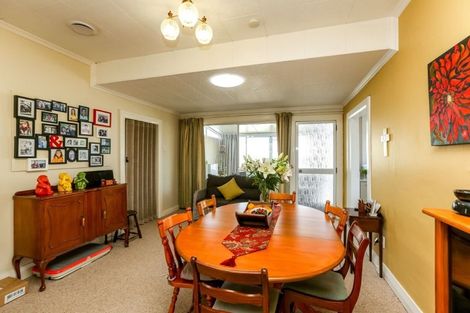 Photo of property in 8 Norman Street, Lower Vogeltown, New Plymouth, 4310