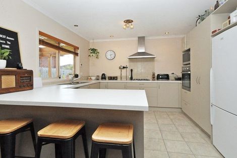 Photo of property in 24 Driftwood Drive, Red Beach, 0932