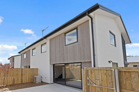 Photo of property in 2/39 Heywood Terrace, Richmond, Christchurch, 8013
