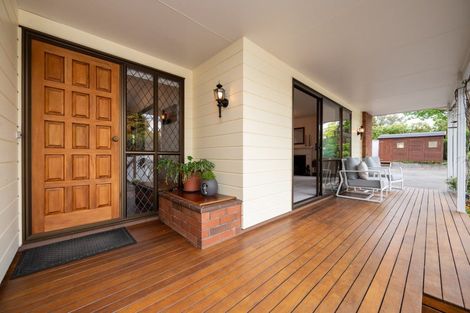 Photo of property in 32 Durham Drive, Havelock North, 4130