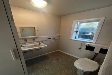 Photo of property in 17 Trent Street, Island Bay, Wellington, 6023