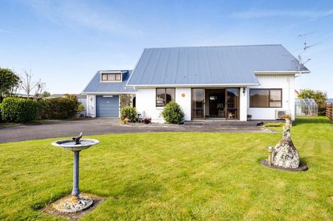 Photo of property in 15 Green Lane, Hawera, 4610