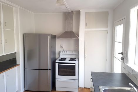 Photo of property in 1/16 Ramillies Place, Glenfield, Auckland, 0629