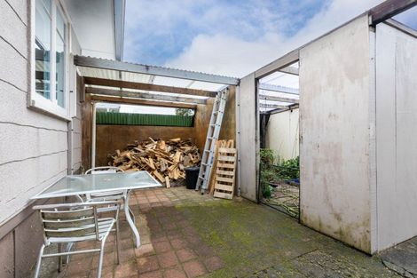 Photo of property in 446 Carrington Street, Upper Vogeltown, New Plymouth, 4310