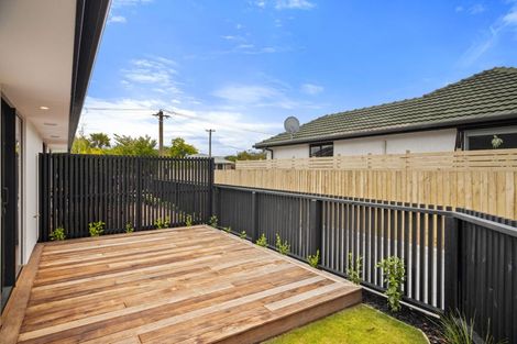 Photo of property in 2/8 Larch Place, Casebrook, Christchurch, 8051