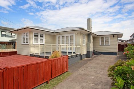 Photo of property in 1/5 Esperanto Road, Papatoetoe, Auckland, 2025