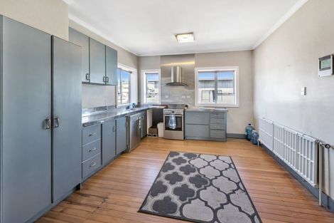 Photo of property in 3 Waverley Street, East Gore, Gore, 9710