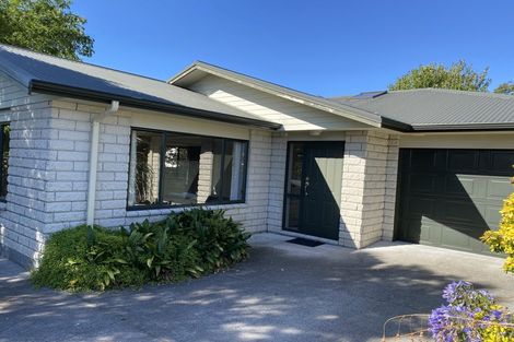 Photo of property in 230 Tukapa Street, Westown, New Plymouth, 4310