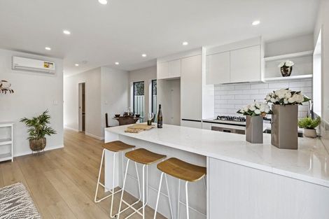 Photo of property in 647a Te Atatu Road, Te Atatu Peninsula, Auckland, 0610