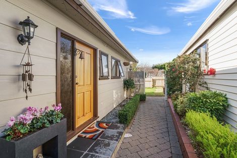 Photo of property in 27 Pitoitoi Street, Otaihanga, Paraparaumu, 5036