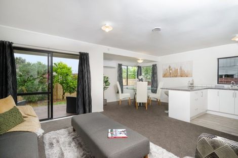 Photo of property in 5 Posa Avenue, Henderson, Auckland, 0612