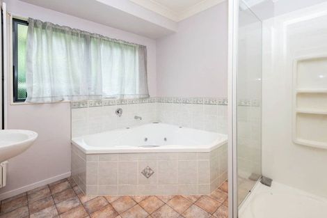 Photo of property in 522 Great South Road, Rosehill, Papakura, 2113