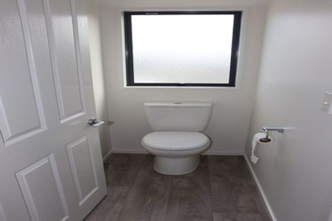 Photo of property in 40a Sawyers Arms Road, Northcote, Christchurch, 8052