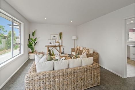 Photo of property in 112 Wainoni Road, Avondale, Christchurch, 8061