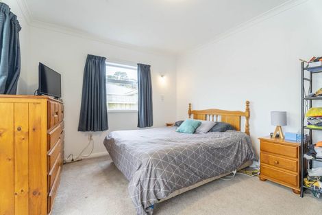 Photo of property in 26 Duncan Street, Tawa, Wellington, 5028