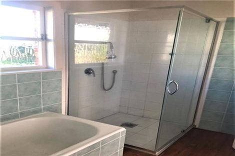 Photo of property in 57 College Road, Northcote, Auckland, 0627