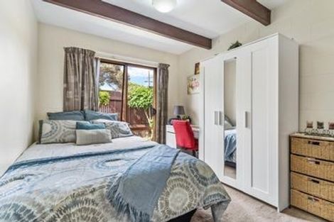 Photo of property in 18 Kohinoor Avenue, Mangere, Auckland, 2022