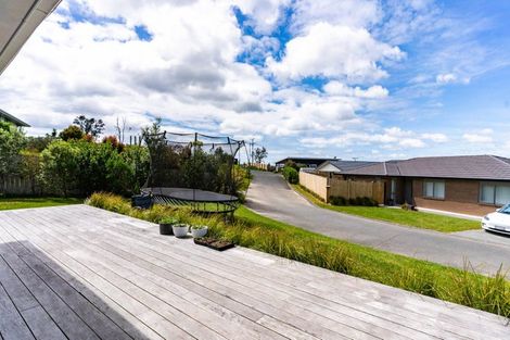 Photo of property in 6 Wharuka Glade, Mangawhai, 0505