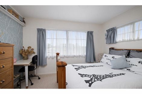 Photo of property in 6 Kuripaka Crescent, The Gardens, Auckland, 2105