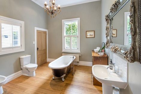 Photo of property in 38 Albert Road, Devonport, Auckland, 0624