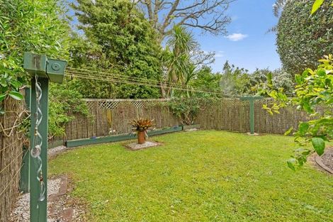 Photo of property in 2/10 Rambler Crescent, Beach Haven, Auckland, 0626