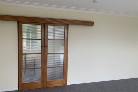Photo of property in 41 Parrs Cross Road, Henderson, Auckland, 0612