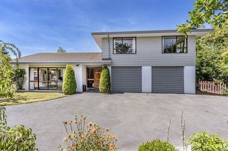 Photo of property in 5a Banff Place, Avonhead, Christchurch, 8042