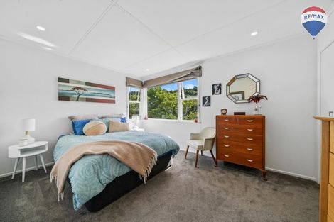 Photo of property in 19 Panorama Grove, Harbour View, Lower Hutt, 5010