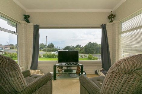 Photo of property in 69 South Road, Blagdon, New Plymouth, 4310