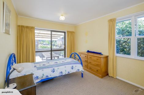 Photo of property in 27 Ngarara Road, Waikanae, 5036