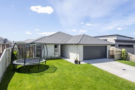 Photo of property in 41 Te Kio Crescent, Papamoa Beach, Papamoa, 3118
