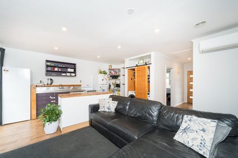 Photo of property in 31 Rangiora Avenue, Roslyn, Palmerston North, 4414