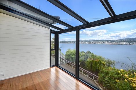 Photo of property in 2 Doon Street, Vauxhall, Dunedin, 9013