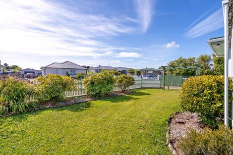 Photo of property in 106 Derwent Crescent, Glengarry, Invercargill, 9810