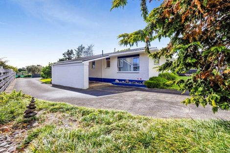 Photo of property in 30 Truby King Street, Merrilands, New Plymouth, 4312